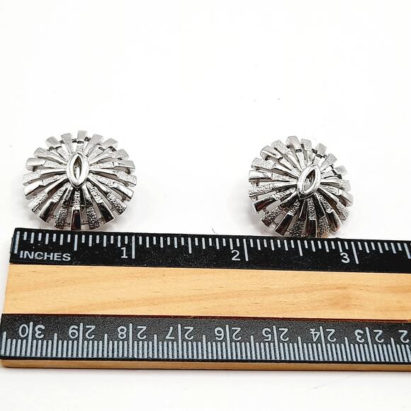 Vintage Crown Trifari Rhodium Plated Clip Earrings, Mid-Century Sunburst Jewelry - Picture 13 of 13